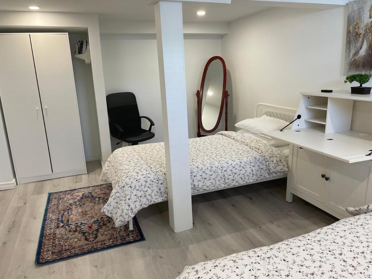 Newly Renovated 2 Bedroom 1 Ba *10 Min Walk To Falls* Niagara Falls Exterior foto