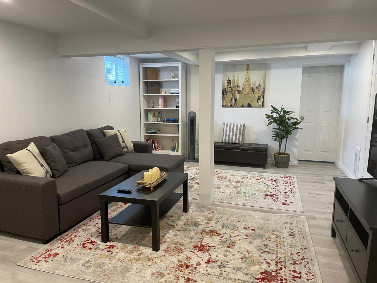 Newly Renovated 2 Bedroom 1 Ba *10 Min Walk To Falls* Niagara Falls Exterior foto