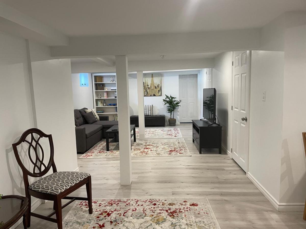 Newly Renovated 2 Bedroom 1 Ba *10 Min Walk To Falls* Niagara Falls Exterior foto